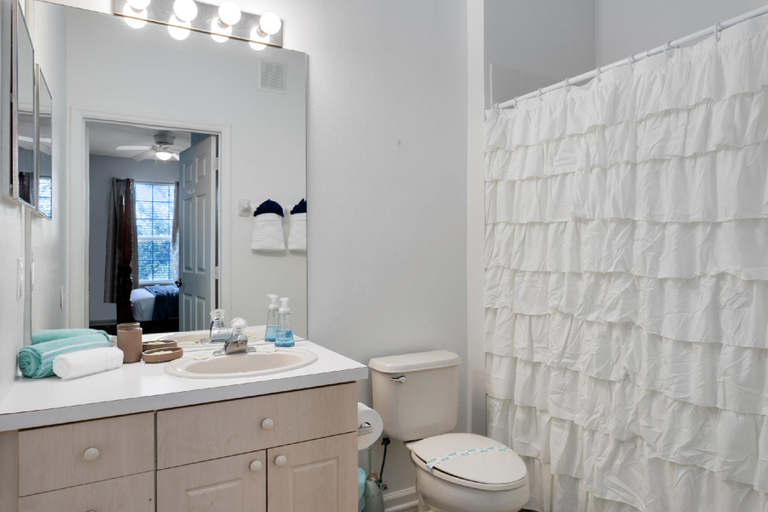 1, Windsor Palms 3 bed Condo in Gated Resort, Osceola