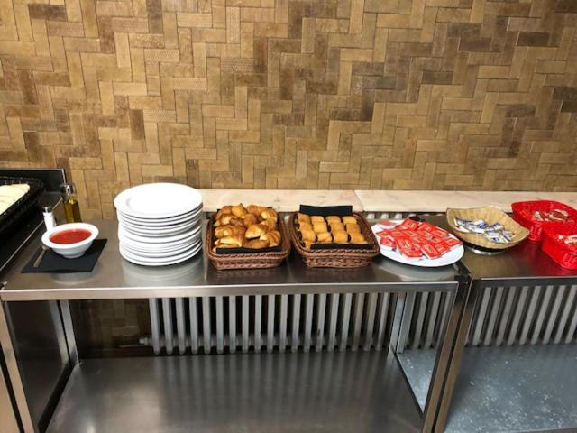 Food & Drinks 4, Hotel Griu