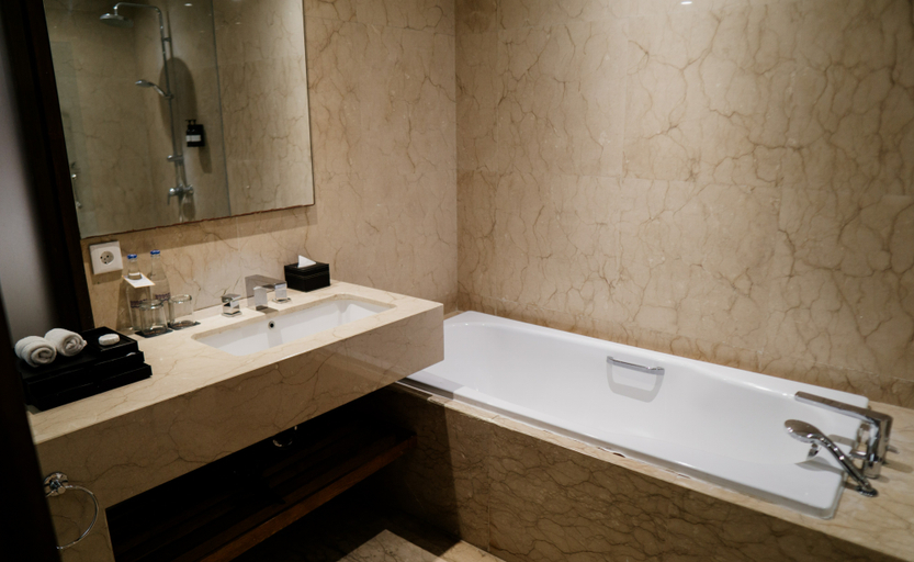 Bathroom 5, Esco Luxe Jimbaran, Badung
