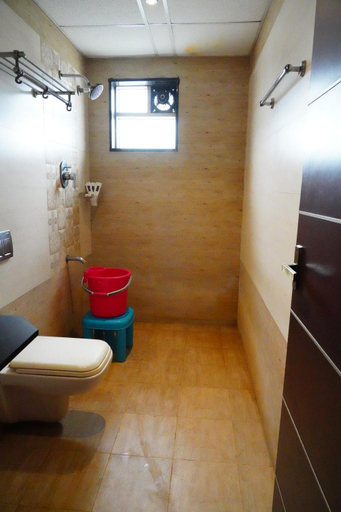 Bathroom 3, Vinayagam Residency, Vellore