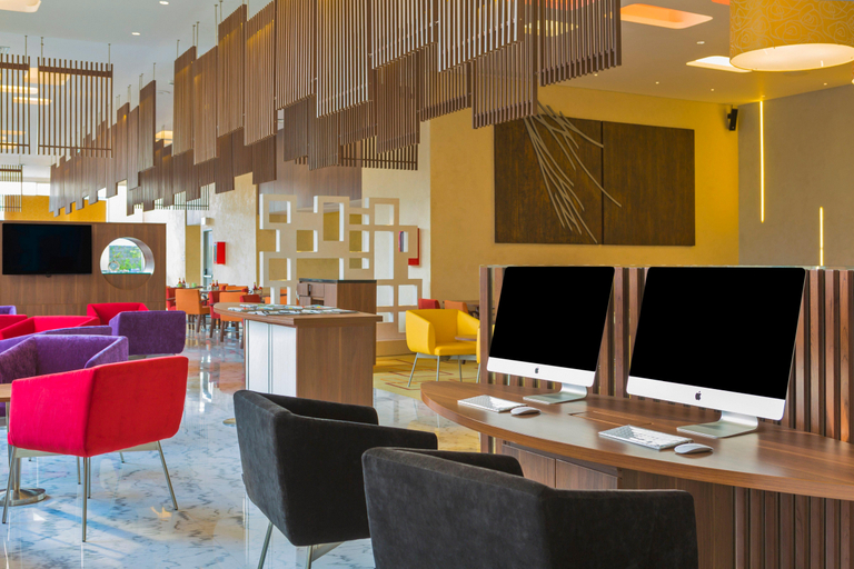 Public Area, Holiday Inn Express Jakarta Pluit Citygate, North Jakarta