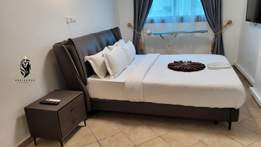 Others 5, Residence Le Carat, Wouri