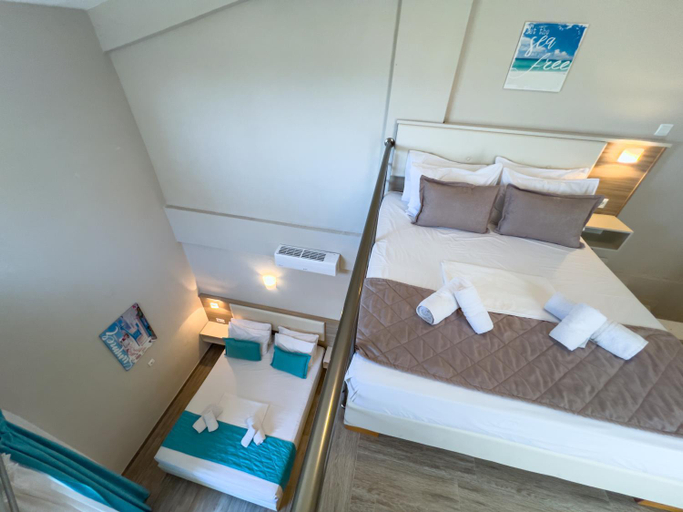 4, Yalos Beach Maisonettes, East Macedonia and Thrace