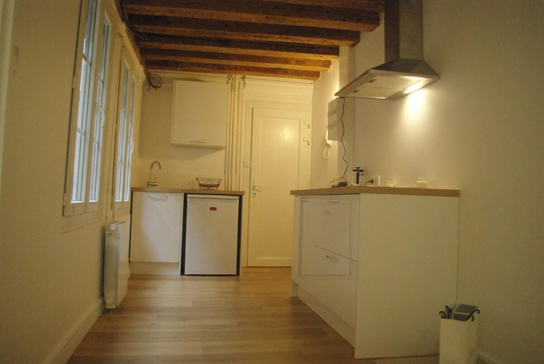 Others 5, Dijon Standing Historic City Apartment, Côte-d'Or