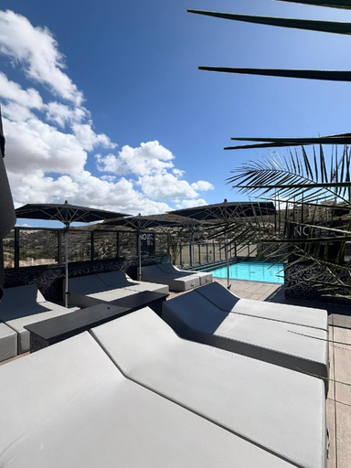Sport & Beauty 3, Block Hotel