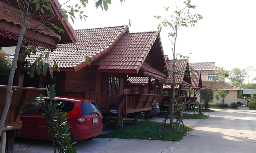 Exterior & Views 1, zaleenagrandhotel, Muang Udon Thani