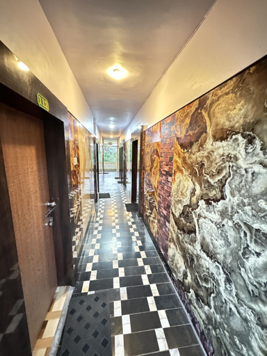 Public Area, Shri Ganesh Hotel, Sirohi