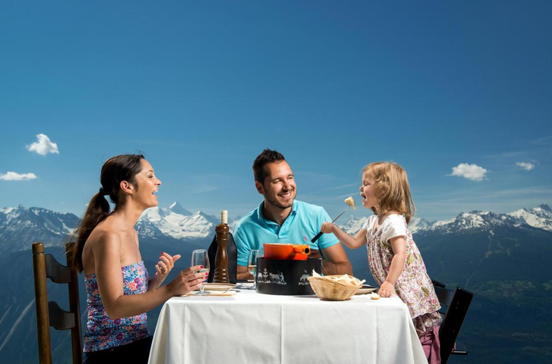Food & Drinks 4, Le Mayen De Colombire, Sierre