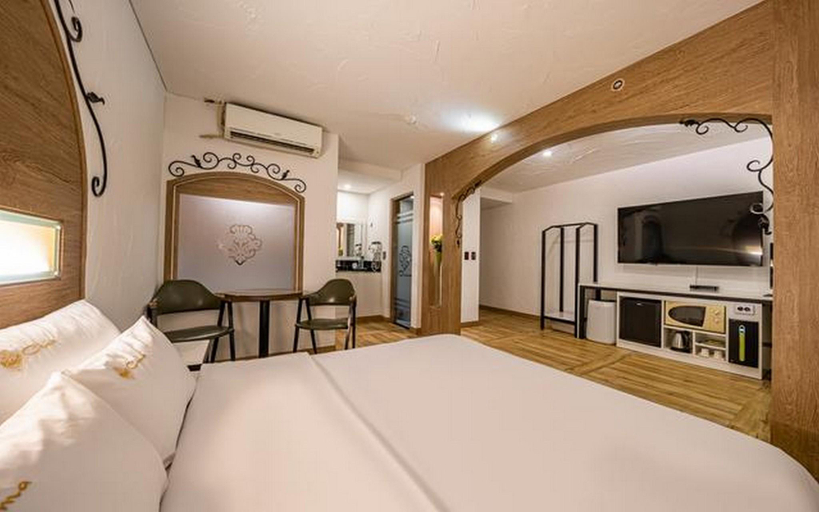 Bedroom 4, Dongducheon Cima, Dongducheon