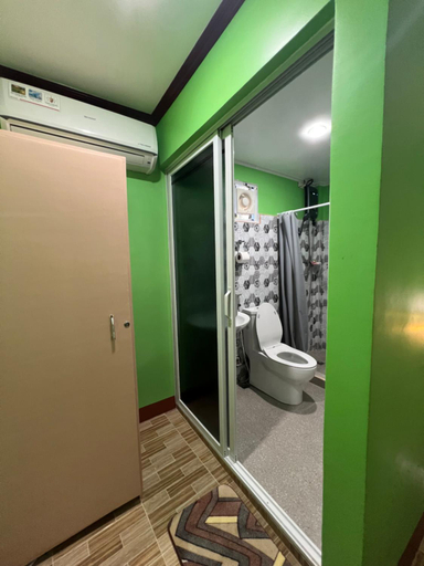 Bathroom 3, Gerste Inn, San Juan
