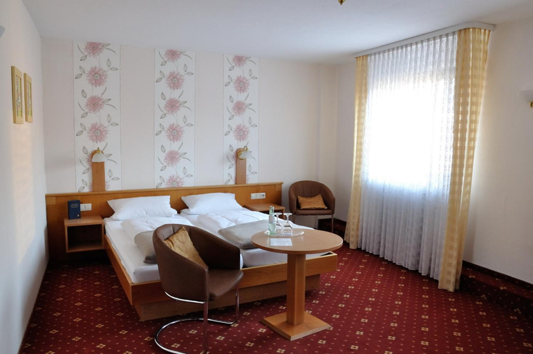 Bedroom, Bold´S Hotel-Restaurant "Zum Grunen Kranz", Südwestpfalz