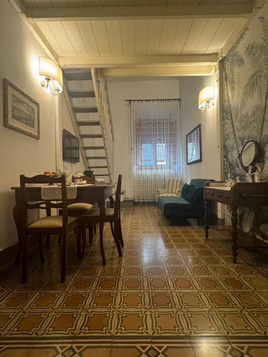 Others 4, Palazzo Bracciolini Nel cuore della citta, Pistoia