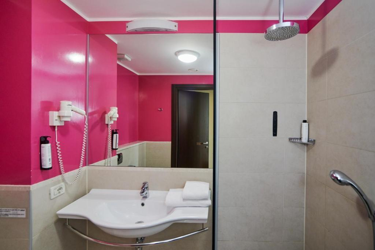 Bathroom 5, Kona Hotel Verona, Verona