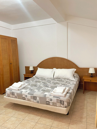 Bedroom 3, Riviera Village, Caltanissetta