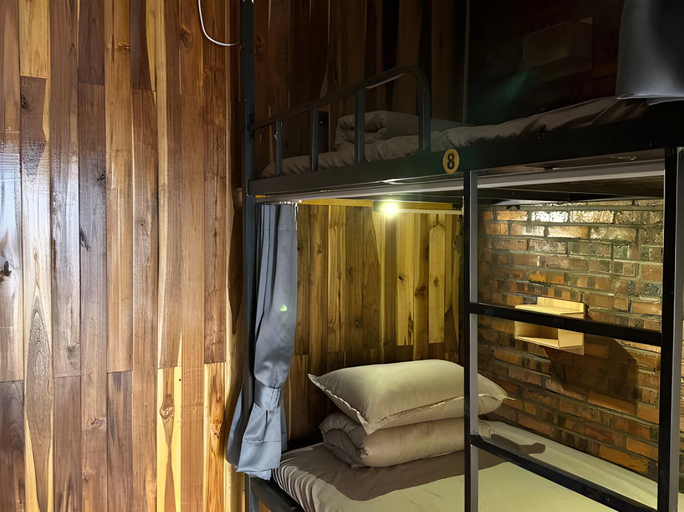 4, Venn Hostel, Vientiane