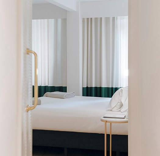 Bedroom 3, Room Mate Cosmo – City Centre, Valencia, Valencia