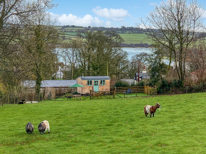 Facilities 2, Foxgloves Hut Brompton Regis, Somerset