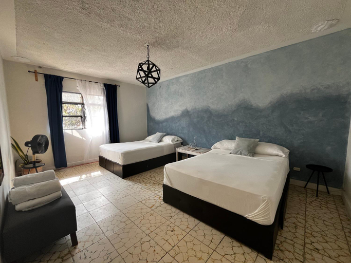 Bedroom 4, Lool Beh Hostal, Allende