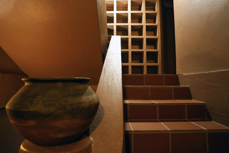 Others 5, House of Jars , Vientiane