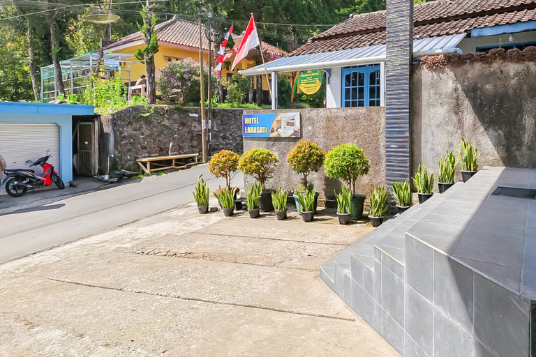 Exterior 3, RedDoorz near Treetop Adventure Kopeng, Semarang