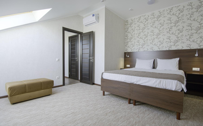 Others 2, D Hotel, Krasnodar gorsovet