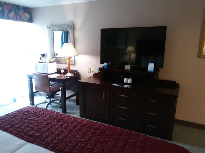 Bedroom 3, Garnet Inn & Suites, Orange