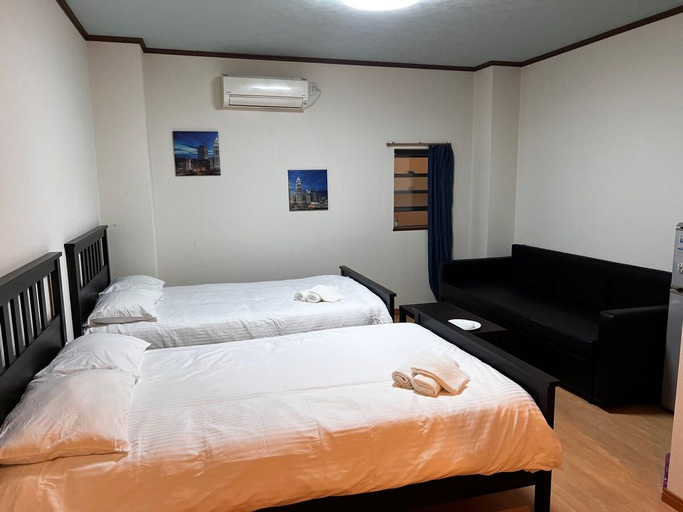 Bedroom 3, Osaka Houses, Osaka