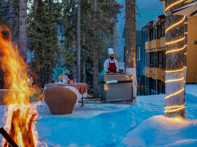 Sport & Beauty 2, Hotel Pine Spring Gulmarg, Baramulla