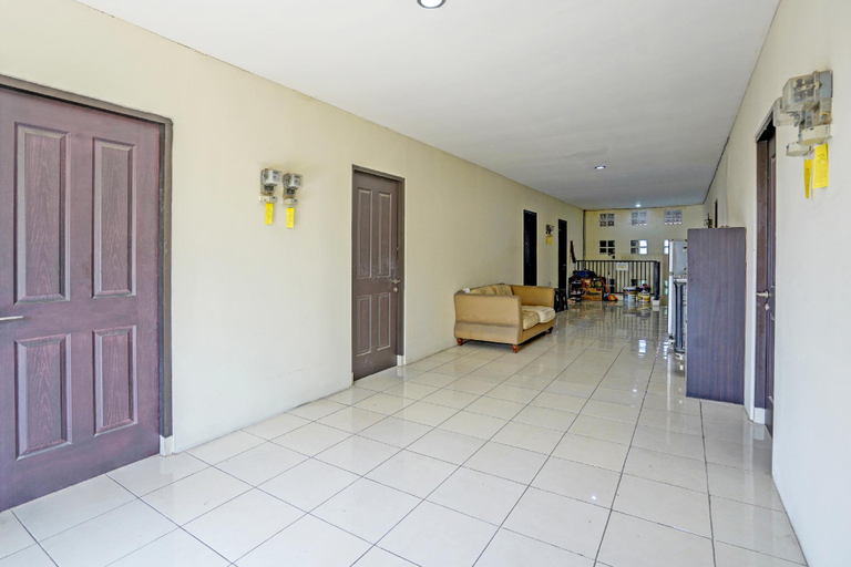 Public Area 2, OYO Life 93109 Garden Homestay 1 Tpr, Surabaya