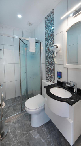 Bathroom 5, Lika Hotel, Fatih