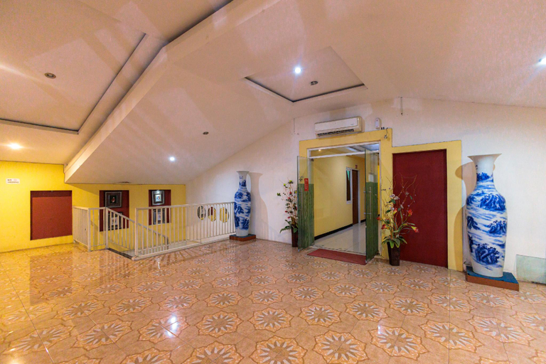 Others 3, Kutisari Surabaya, Surabaya