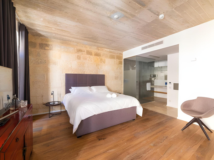 Bedroom 1, 19 ROOMS
