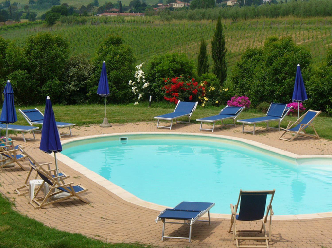 Sport & Beauty 4, Farmhouse in Vinci near Leonardos Birthplace, Florence