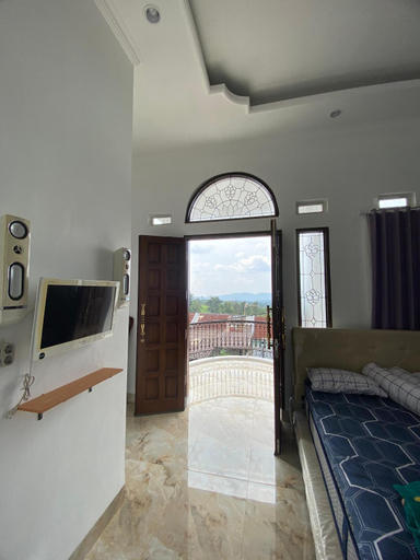 Others 2, Villa Hasanah, Subang