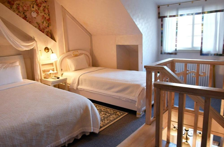 Bedroom 2, Yangyang Darosan Pension, Yangyang