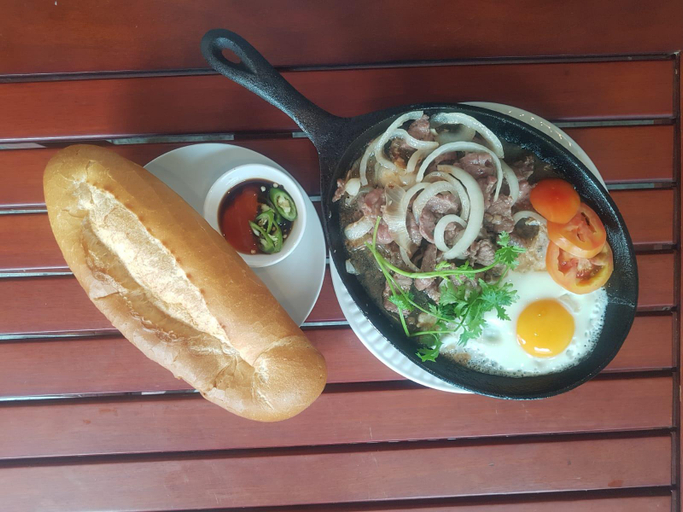 Food & Drinks 5, Lucie Hotel, Vientiane