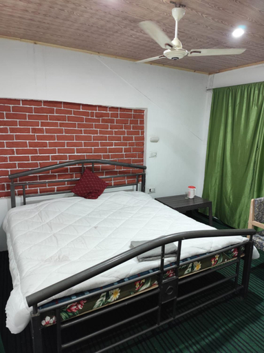 Bedroom 3, Shamus Javed H S, Srinagar