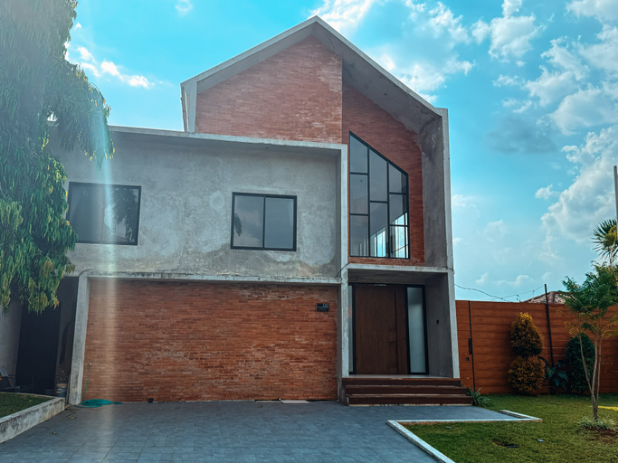 Exterior & Views 2, Villa Sakala Prime Sentul by SAKALAVASA, Bogor