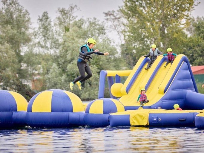 Facilities 3, Billing Aquadrome Holiday Park, Northamptonshire