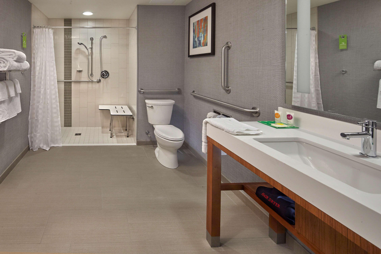 Bathroom 4, Hyatt Place State College, Centre