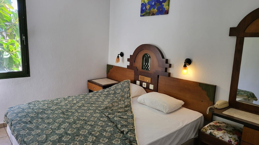 Bedroom 2, Maxwell Holiday Club, Marmaris
