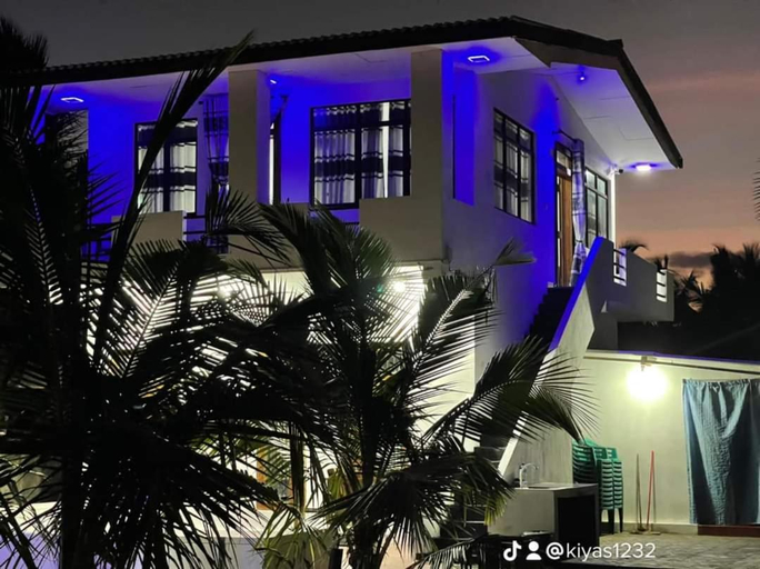 Others 3, Al hazm beach villa, Addalachchenai