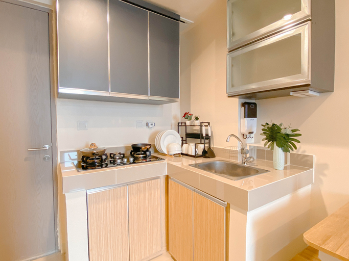 Others 2, Woodlight 2BR at Vasanta Innopark Apartment By Travelio, Cikarang