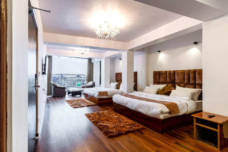 Bedroom, kings bridge hotel, Darjiling