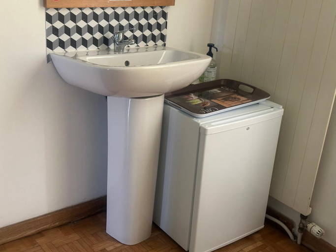 Bathroom, All Room Paris Ouest Colombes, Hauts-de-Seine