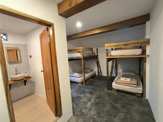 Bathroom, Maison Manendra - Bromo, Malang