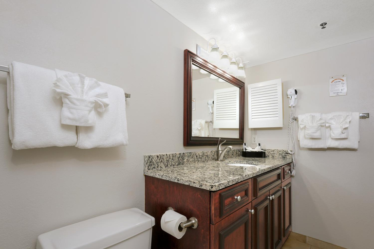 Bathroom 3, Parc Corniche Suites Hotel, Orange