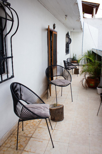 Others 3, Lool Beh Hostal, Allende