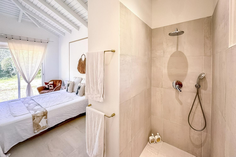 Bedroom 3, The White Palm, Sainte-Rose