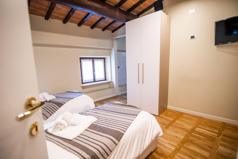 Others 2, Residenza Villa Bella 2, Verona